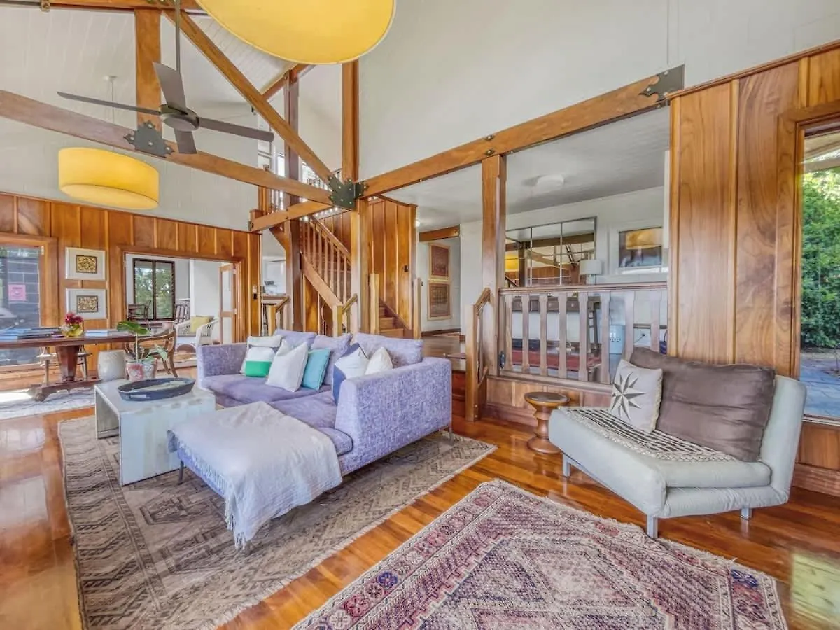 BooroobinLuxurious Mountain Retreat Near Maleny别墅 Booroobin